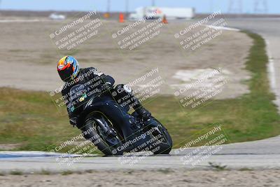 media/Mar-22-2025-TrackDaz (Sat) [[0456df0c41]]/Group B/Session 3 (Outside Grapevine)/